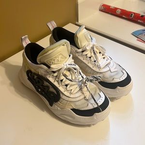 OFF WHITE ODSY 1000 Katsu white black sneakers